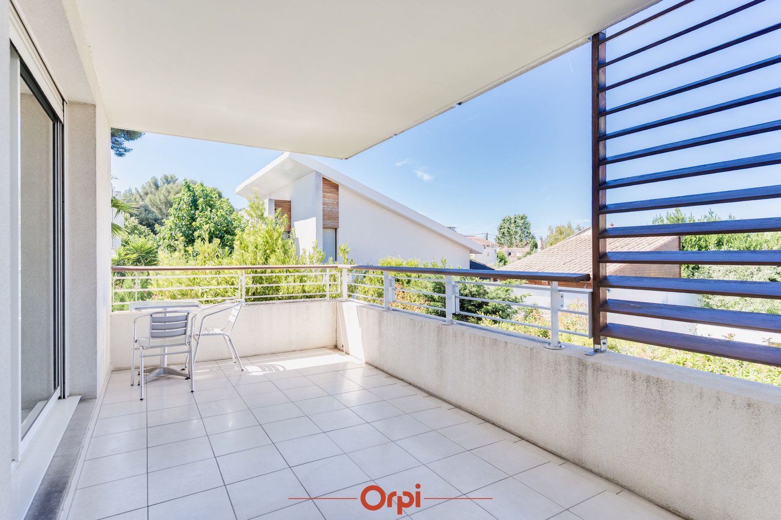 Appartement 2 chambres — 71 m² — MARSEILLE
